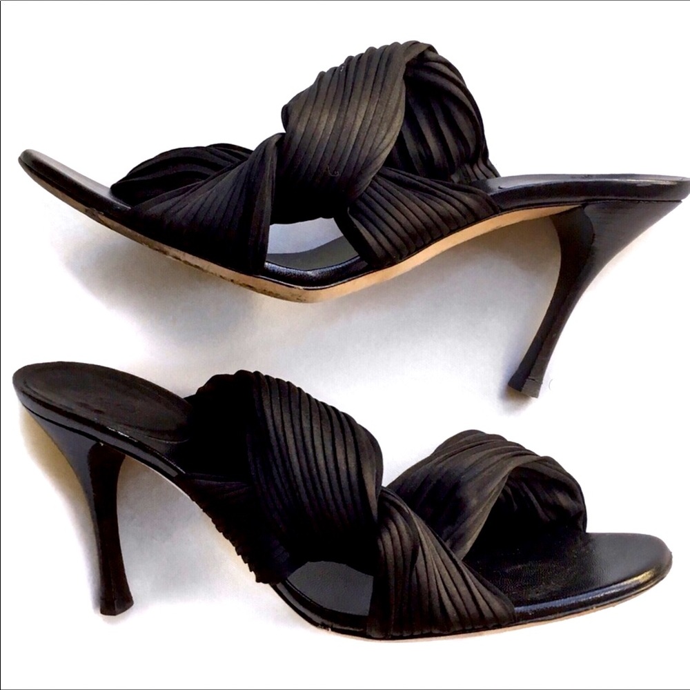 Gucci Plisse Sandals - Slip On